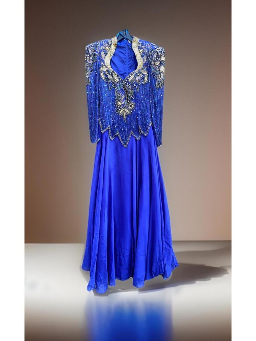 STUNNING Vintage 1980’s SCALA Hand Beaded Sequin Royal Blue 100% Silk Gown 10